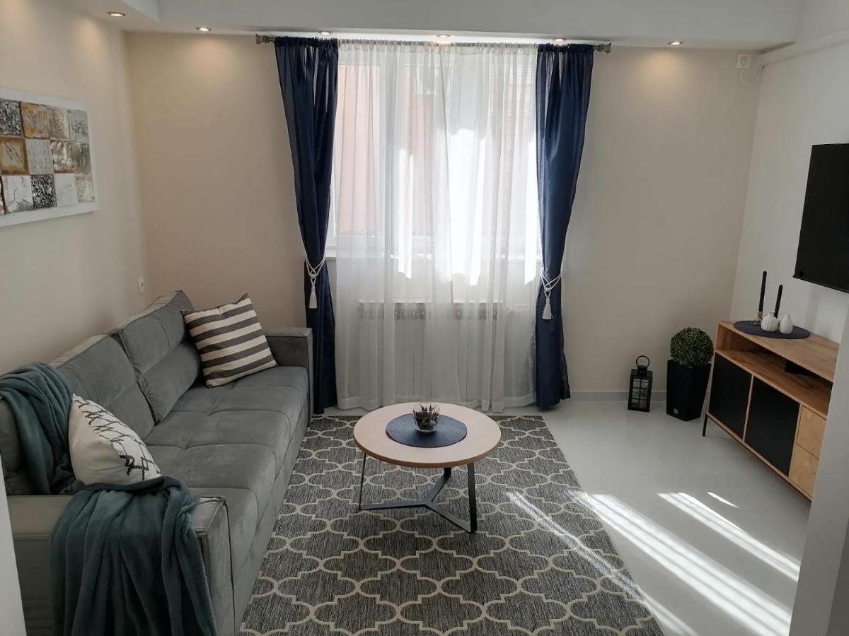 Niko Apartma