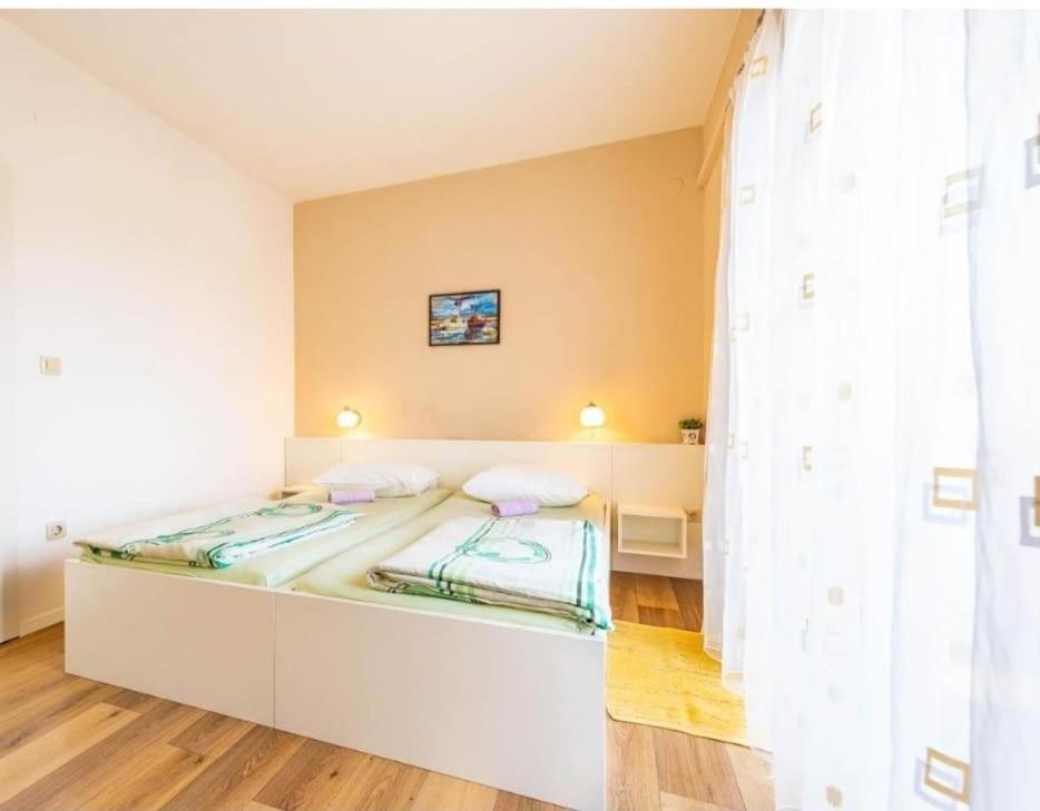 Apartamento Niko Novalja